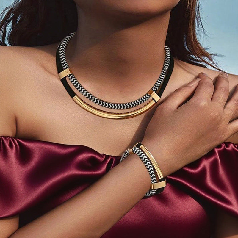 Daisy | Braided Necklace Set