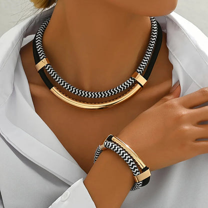 Daisy | Braided Necklace Set